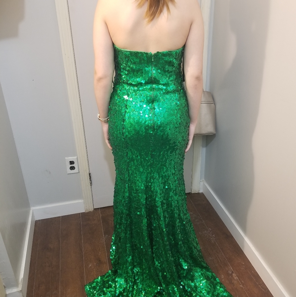 Prom dress - Picture 3 of 4